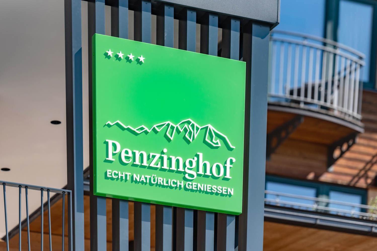 Hotel Penzinghof Oberndorf in Tirol Eksteriør billede
