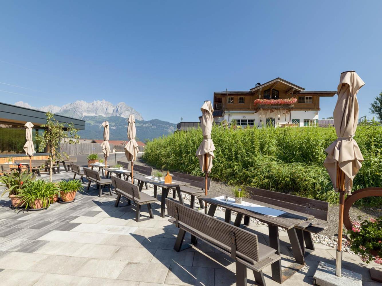 Hotel Penzinghof Oberndorf in Tirol Eksteriør billede