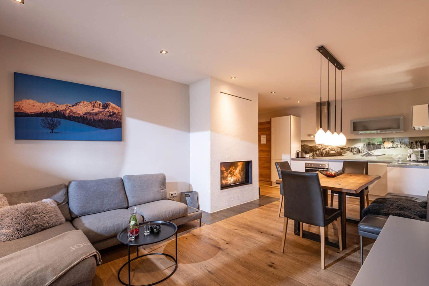 Hotel Penzinghof Oberndorf in Tirol Eksteriør billede
